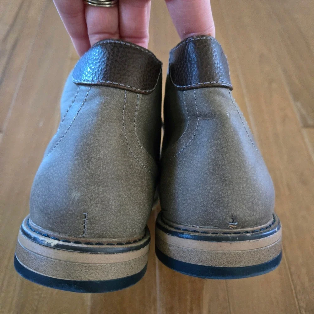 Steve Madden Mens Grazzy Grey Faux Leather Chukka Desert Boots Size 11 Utility